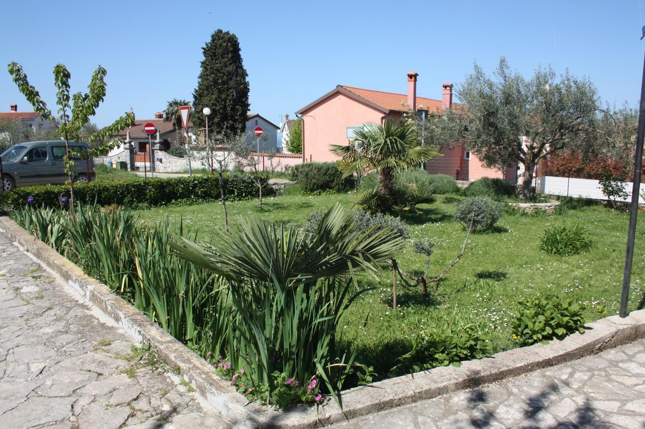 Lorena With Sea View Rovinj Exterior photo